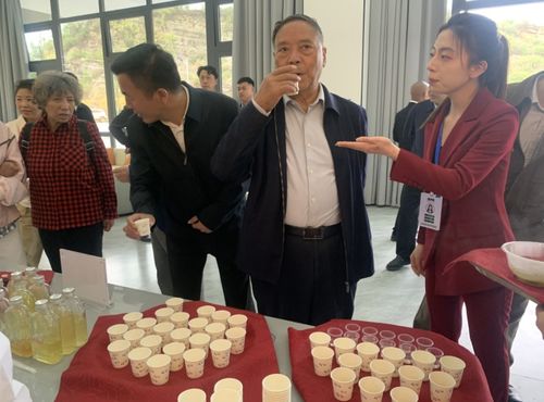 貴州兩山天麻集團(tuán) 數(shù)說天麻 , 兩山論 的生動實踐